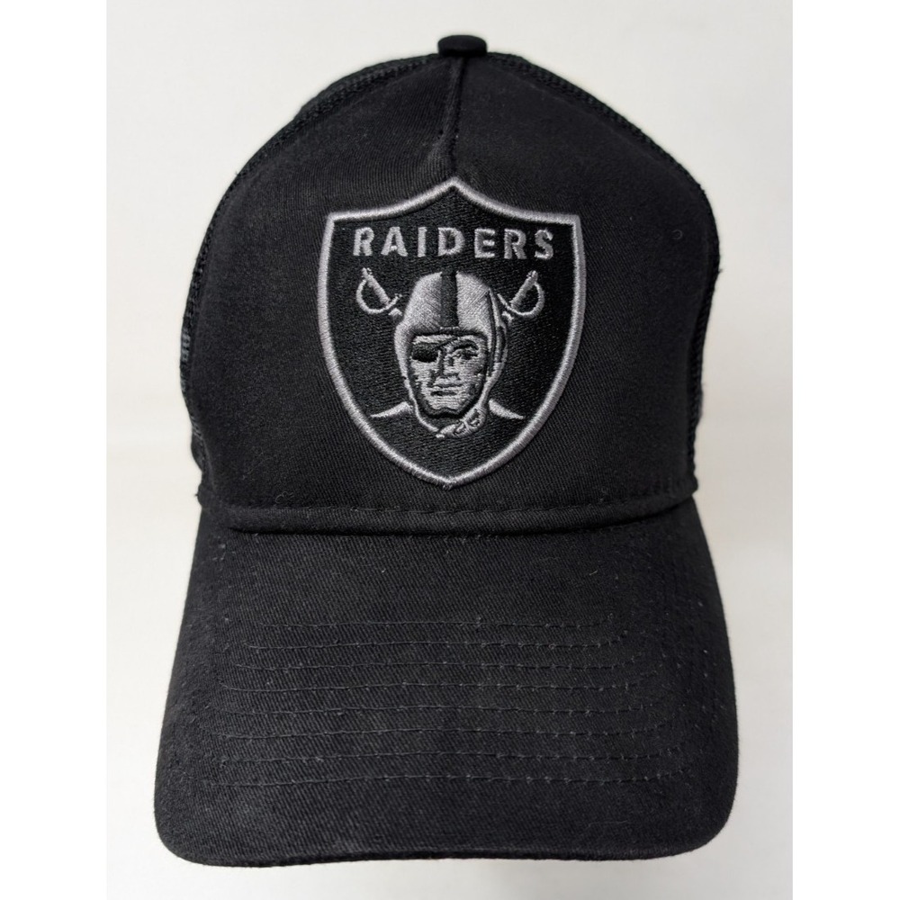 New Era x Alpha Industries Las Vegas Raiders Snapback Mesh Trucker Hat Cap NFL - Picture 1 of 7
